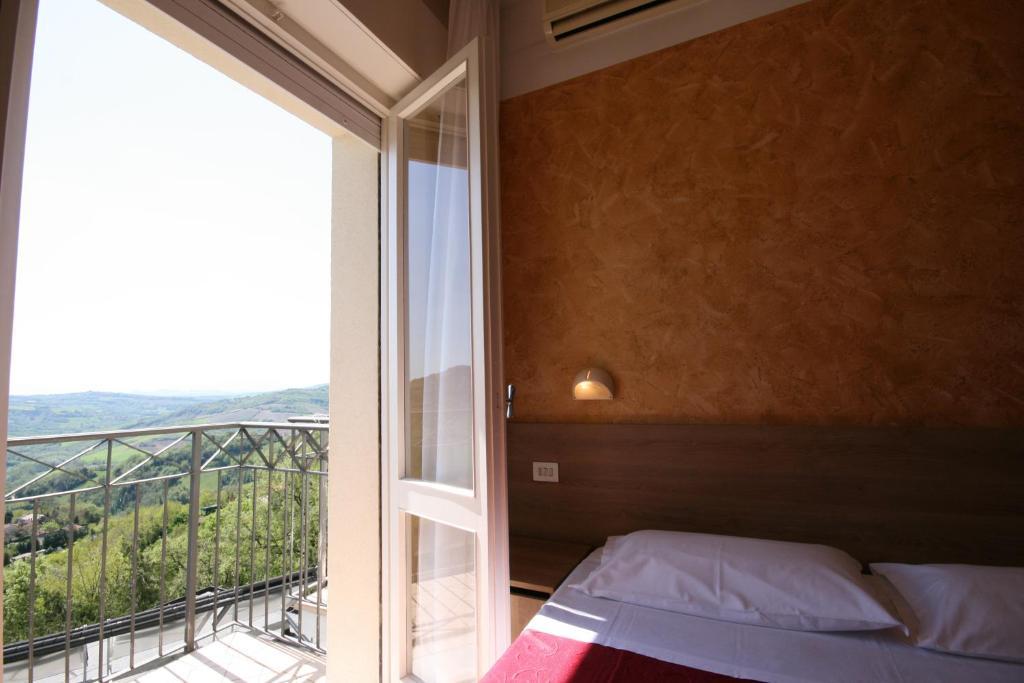 Albergo Centopini Gemmano Δωμάτιο φωτογραφία